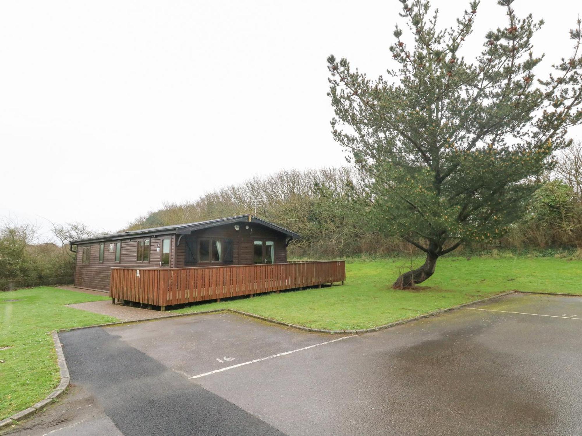 16 Amber Wood Lodge Lymington Exterior photo